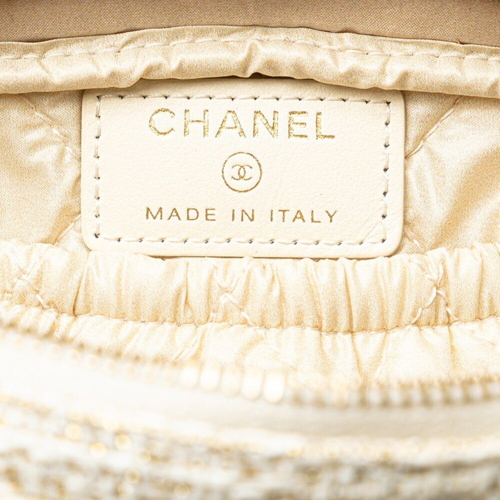 CHANEL White Deauville Pouch - Picture 7 of 10